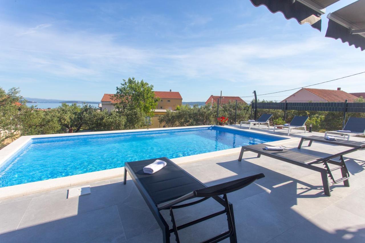 Villa Ivano With Sea&Mountain View Kaštel Stari Esterno foto