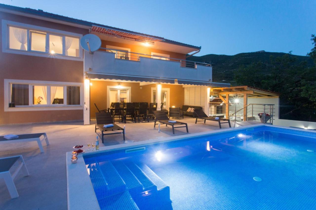 Villa Ivano With Sea&Mountain View Kaštel Stari Esterno foto